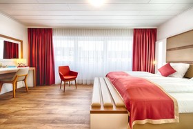 Hotel Senator