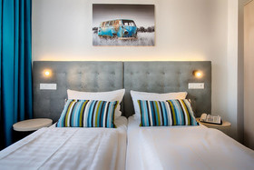 Home Hotel