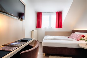 Home Hotel