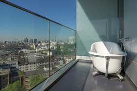 25hours Hotel Düsseldorf Das Tour