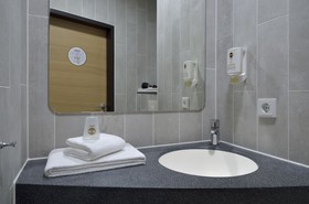 B&B Hotel Düsseldorf-Airport