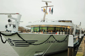 Baxter Hoare Hotel Ship Düsseldorf
