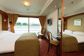 Baxter Hoare Hotel Ship Düsseldorf