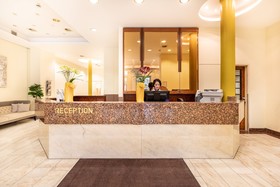 Garner Hotel Düsseldorf - Main Station