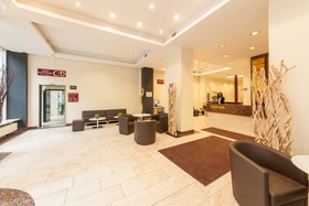Garner Hotel Düsseldorf - Main Station
