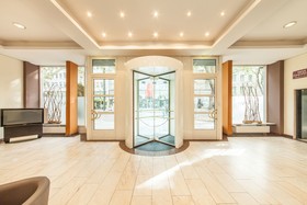 Garner Hotel Düsseldorf - Main Station