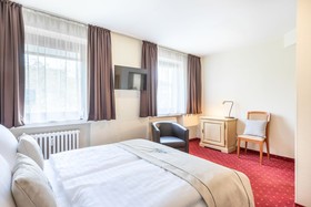 Garner Hotel Düsseldorf - Main Station