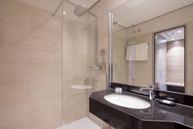 Sheraton Düsseldorf Airport Hotel