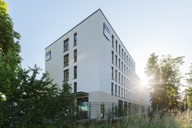 Holiday Inn - the niu, Seven Düsseldorf Ost