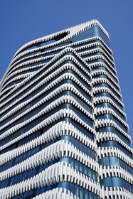 The Zipper Hotel And Apartments