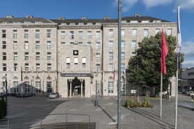 Wyndham Duisburger Hof Hotel
