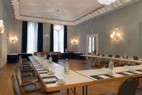 Wyndham Duisburger Hof Hotel