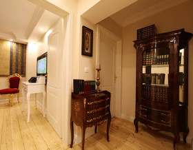 Golden Apartments