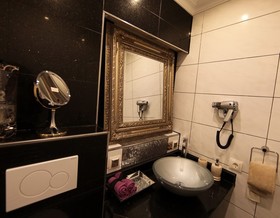 Golden Apartments