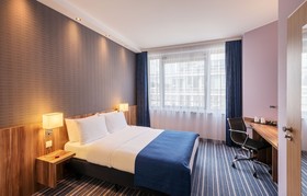 Premier Inn Essen City Limbecker Platz Hotel