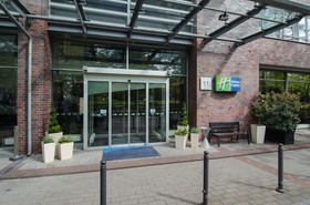 Premier Inn Essen City Limbecker Platz Hotel
