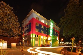 Petul City Garden