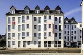 Nikii City Hotel