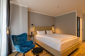 Nikii City Hotel