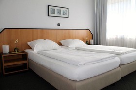 Hotel-U