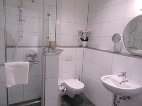 Minsu Hotel