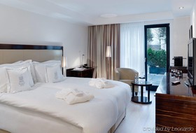 Boutique Hotel Villa Am Ruhrufer Golf & Spa