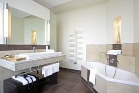 NOVUM Hotel Elisenhof