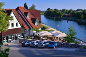 Zur Prinzenbrücke