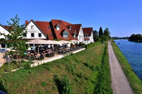Zur Prinzenbrücke