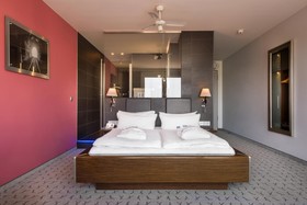 Garner Hotel Oberhausen By Ihg