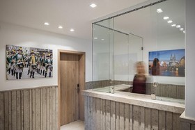 Home & Work Apartments