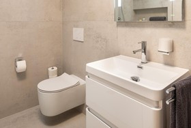Home & Work Apartments