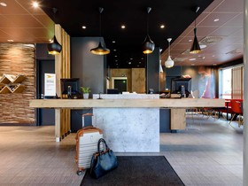 B&B HOTEL Wuppertal-City