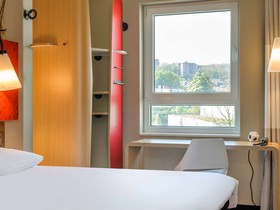B&B HOTEL Wuppertal-City