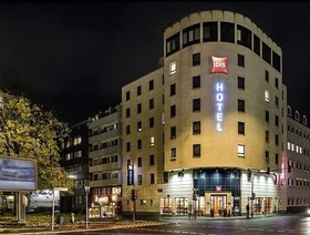 B&B HOTEL Wuppertal-City