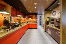 B&B HOTEL Wuppertal-City
