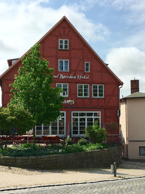 Sagen- und Märchenhotel Rügen