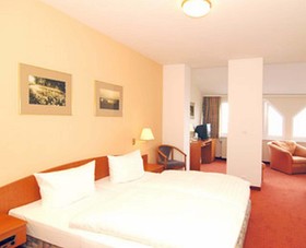 Panorama Hotel  Lohme/ Greys / Haus Harzendorf / Villa Joksch