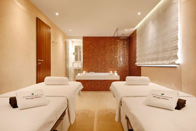 Kaisergarten Hotel & Spa