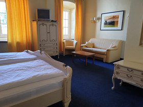 Hotel Zur Krone Hachenburger Brauerei-Ausschank