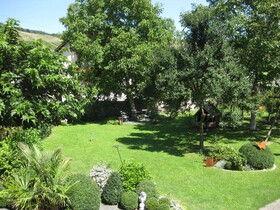 Weingut-Gastehaus Sebastiani