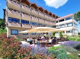 Arens Hotel 327mNN