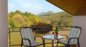 Gaststätte - Pension Trifelsblick
