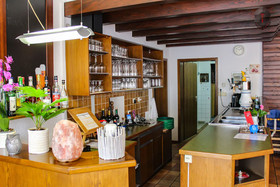 Beny Hotel Restaurant