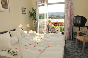 Rhein Residenz