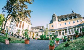 CAREA Schlosshotel Domäne Walberberg