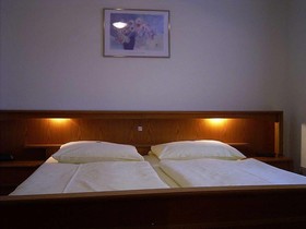 Hotel, Weinhaus und Restaurant Bockshaut