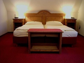 Hotel, Weinhaus und Restaurant Bockshaut