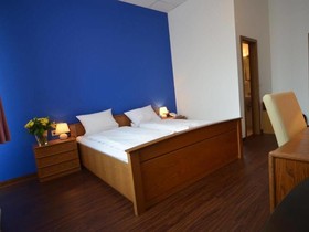 Pallas Hotel