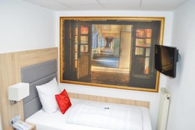 Pallas Hotel